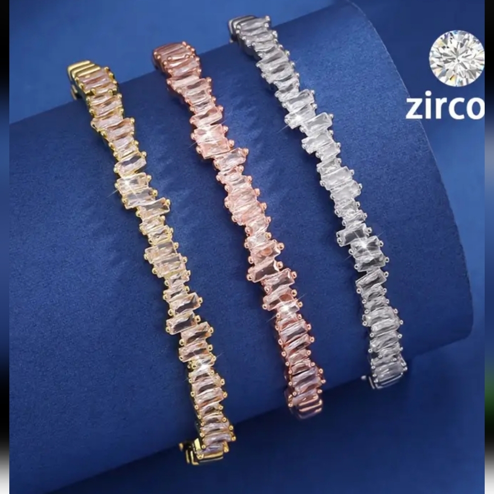 #49 Full Star Zirconia Open Bracelet, Copper, with Sparkling Stones - Picture 6 of 14